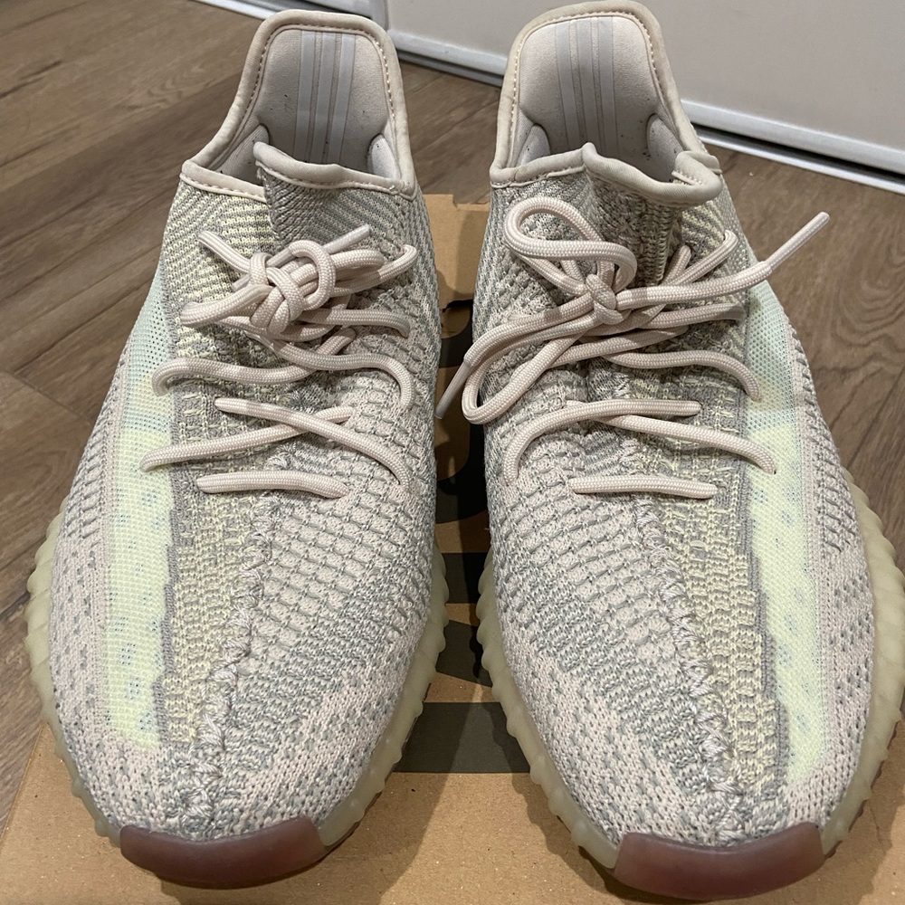 Yeezy 350 V2 Citrin